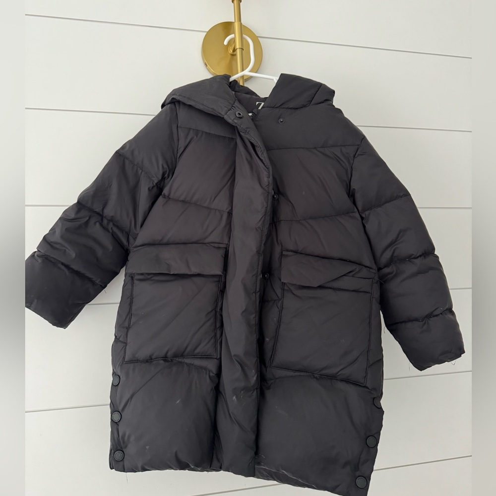Black puffer coat with buttons